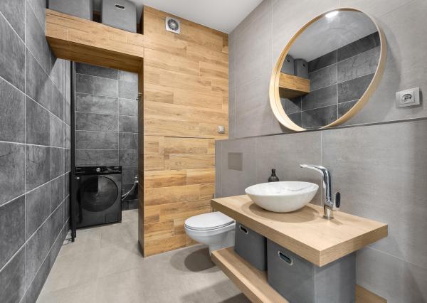 PREDAJ Moderného a priestranného 2,5 izbový bytu v srdci Ružinova