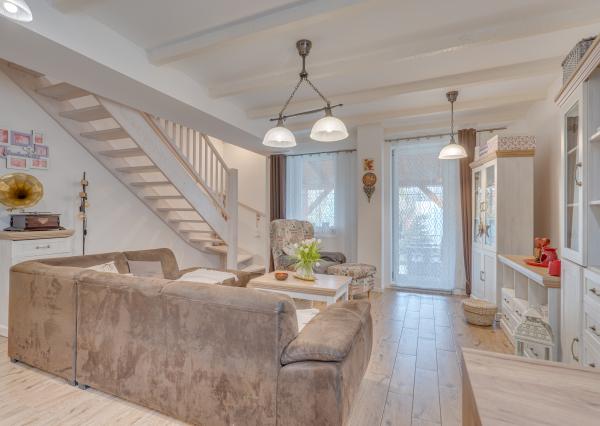 Wealth Group ponúka  krásny rodinný dom so záhradou v Bánovej v mestskej časti Žiliny