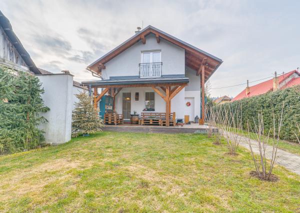 Wealth Group ponúka  krásny rodinný dom so záhradou v Bánovej v mestskej časti Žiliny