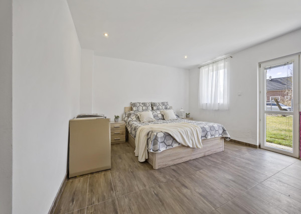 REZERVOVANÉ JELKA, okr. Galanta - NA PREDAJ samostatný rodinný dom s veľkou perspektívou