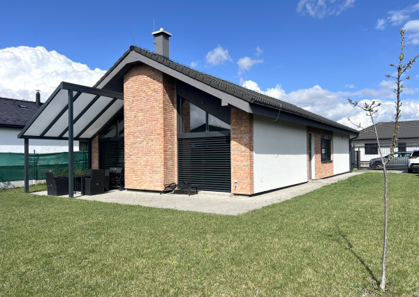 NA PRENÁJOM - krásny 4. izbový rodinný dom v Chorvátskom Grobe