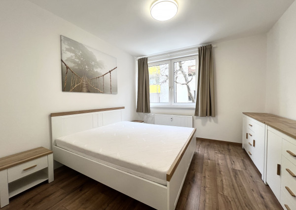 Exkluzívny 3-izbový byt s veľkou terasou v srdci Starého Mesta – Kozia ulica