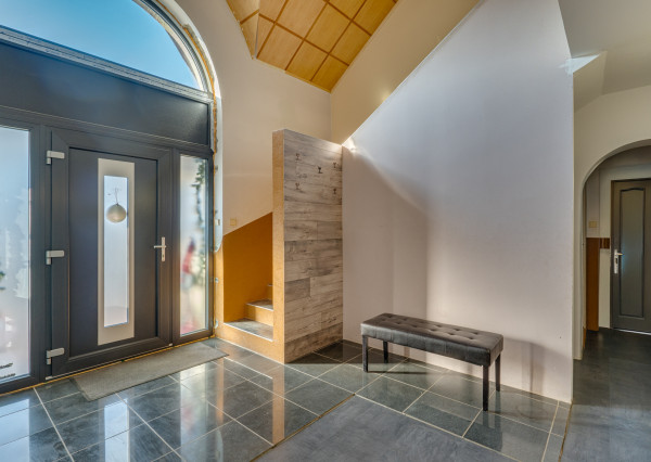 REZERVOVANÉ 5-izbový Rodinný Dom Na predaj - Trstice