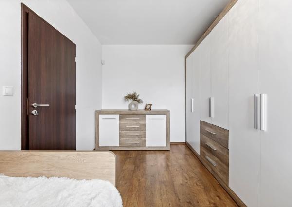 SENEC- NA PREDAJ 4.izb. RD, Slnečné jazerá JUH