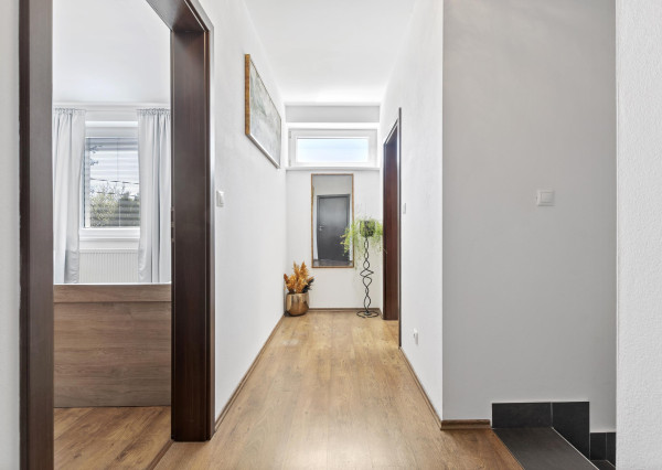 SENEC- NA PREDAJ 4.izb. RD, Slnečné jazerá JUH