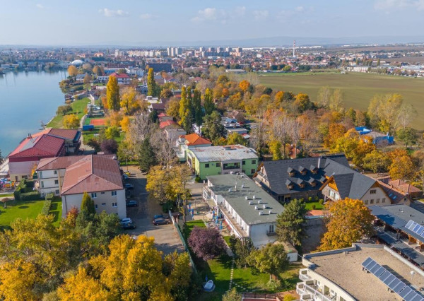 NA PREDAJ -EXLUZÍVNA INVESTIČNÁ PRÍLEŽITOSŤ V SRDCI  SLNEČNÝCH JAZIER