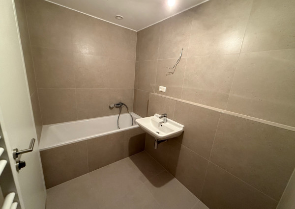 METROPOLIS na PREDAJ moderný 2-izbový apartmán, Bottova ul., Bratislava – Staré Mesto