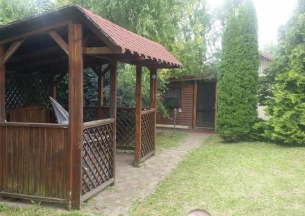 Nová nižšia cena!!! Wealth Group, s.r.o. ponúka exkluzívne na predaj rekreačnú chatu v obci Trávnica.