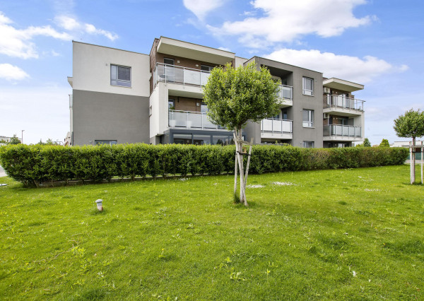 Na predaj 2-izbový byt s nadštandartnou výmerou a s vlastným parkovacím státim