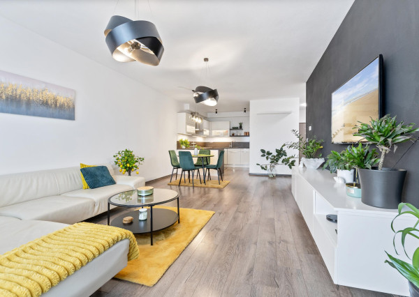 Na predaj 2-izbový byt s nadštandartnou výmerou a s vlastným parkovacím státim