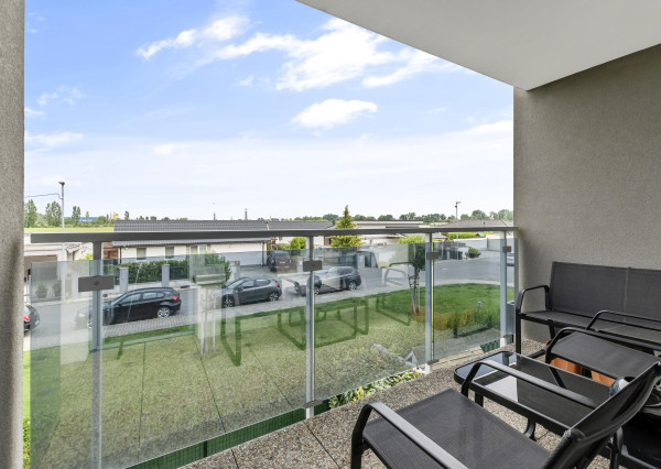 Na predaj 2-izbový byt s nadštandartnou výmerou a s vlastným parkovacím státim