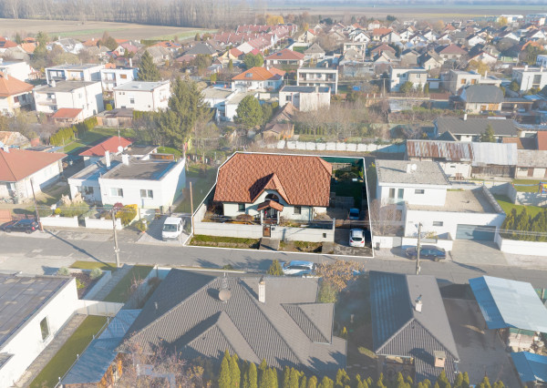 REZERVOVANÉ 5-izbový Rodinný Dom Na predaj - Trstice