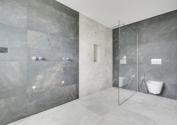 Na predaj 3 moderné nízkoenergetické rodinné domy v obci Valča