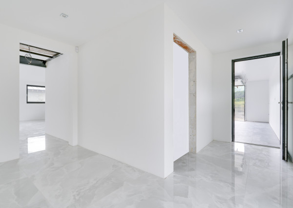 Na predaj 3 moderné nízkoenergetické rodinné domy v obci Valča