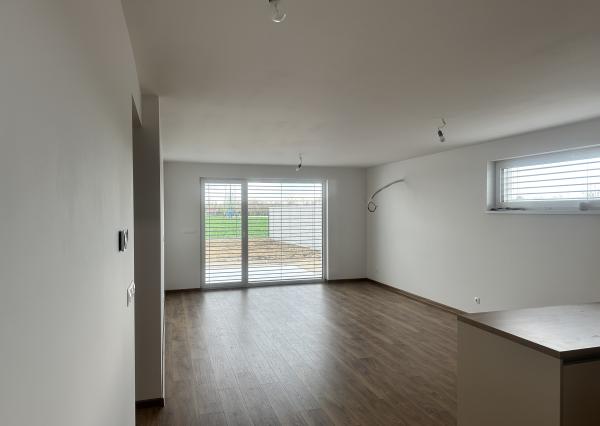 REZERVOVANÉ - Na predaj moderný 4-izbový rodinný dom s tepelným čerpadlom v obci Jablonec