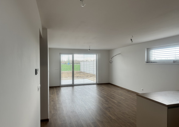 Na predaj moderný 4-izbový rodinný dom s tepelným čerpadlom v obci Jablonec