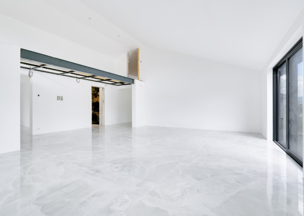 Na predaj 3 moderné nízkoenergetické rodinné domy v obci Valča