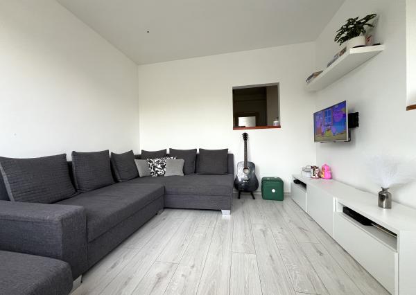 Wealth Group | Exkluzívne ponúka 3-izbový 71,2 m2 - tehlový byt s garážou, vlastnou záhradou - Šalgočka, okr.Galanta