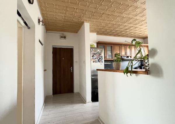 Wealth Group | Exkluzívne ponúka 3-izbový 71,2 m2 - tehlový byt s garážou, vlastnou záhradou - Šalgočka, okr.Galanta