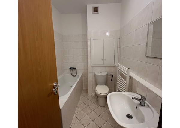 Prenájom 1 izbový byt v Senci