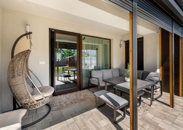 NA PREDAJ unikátny, samostatný 4-iz Rodinný dom priamo v DS