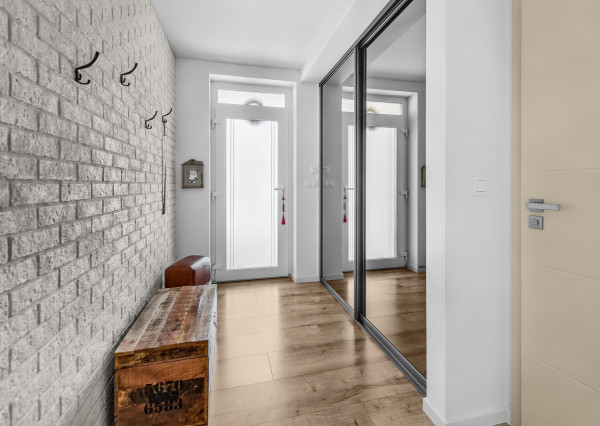 NA PREDAJ unikátny, samostatný 4-iz Rodinný dom priamo v DS