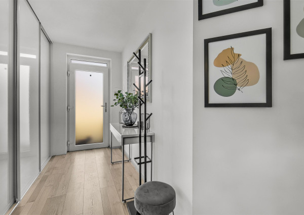 Moderný 3-izbový byt s krásnou záhradou a súkromím v Hrubom Šúri na predaj