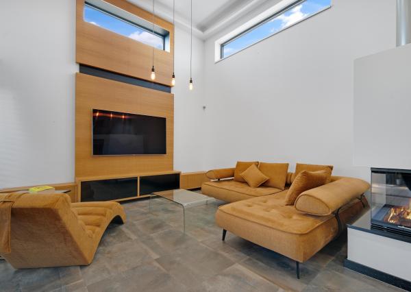 Senec (časť Malý Biel) - na predaj nadštandardný 4 izbový RD v tichej lokalite, s otvorenou galériou