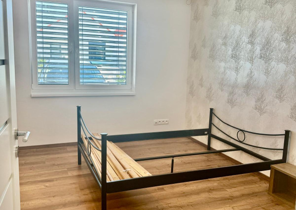 Na prenájom moderný rodinný dom v Šamorín