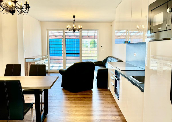 Na prenájom moderný rodinný dom v Šamorín