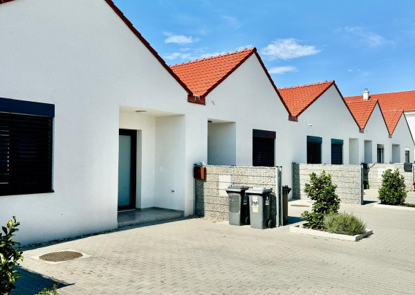 Na prenájom moderný rodinný dom v Šamorín