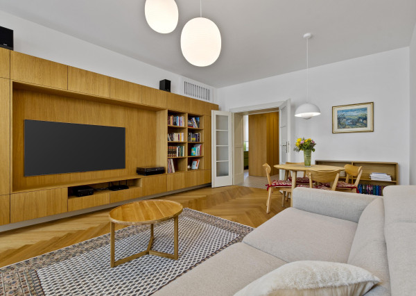 REZERVOVANÉ! Na PREDAJ: 3 izbový dizajnový byt (104 m2) s dušou v Starom Meste – Heydukova, Bratislava