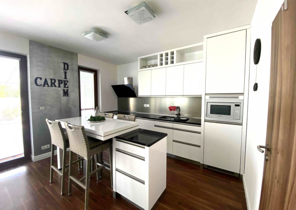 Na prenájom exluzivný 2 izbový byt v Hrubej Borši