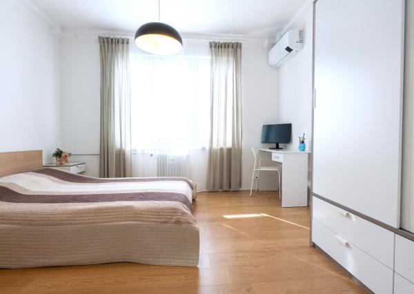 Šikovná investícia alebo budúci rodinný domov? Na PREDAJ 3-izbový byt, 82 m2, Kukučínova, Bratislava Nové Mesto, ponúka oboje!