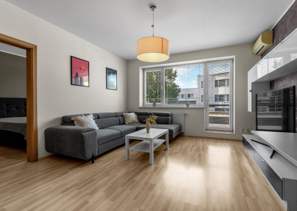 Na predaj 2-izbový byt s terasou v centre Senca – Lichnerova ulica