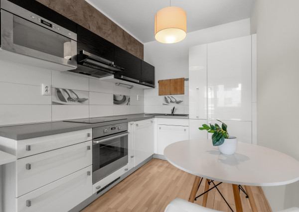 Na predaj 2-izbový byt s terasou v centre Senca – Lichnerova ulica