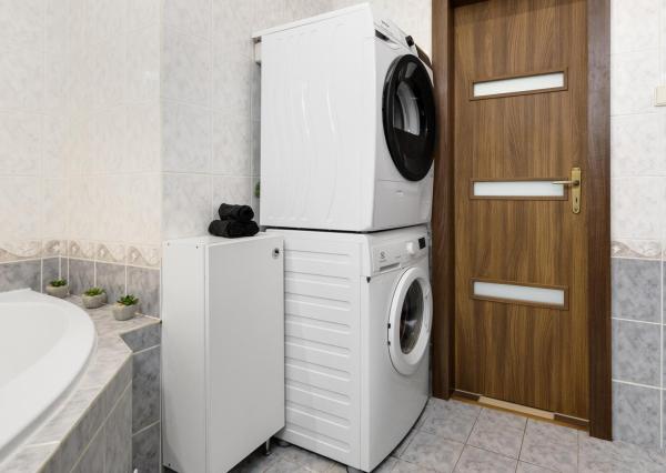 Priestranný 3-izbový byt v Senci na predaj, Kysucká ulica