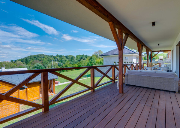 ZNIŽENÁ CENA - NA PREDAJ ekologická novostavba 4-izbového rodinného domu v Banskej Štiavnici