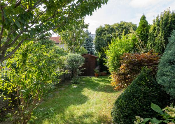 Exkluzívne na PREDAJ: Priestranný 4-podlažný rodinný dom (183 m2) v obľúbenej lokalite Ľudová štvrť, Pohronská ulica, Bratislava – Nové Mesto