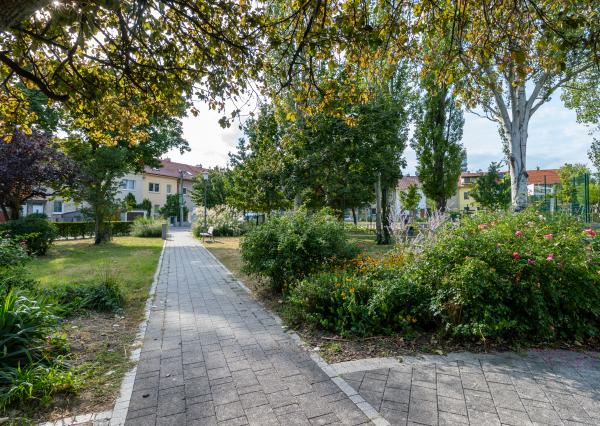 Exkluzívne na PREDAJ: Priestranný 4-podlažný rodinný dom (183 m2) v obľúbenej lokalite Ľudová štvrť, Pohronská ulica, Bratislava – Nové Mesto