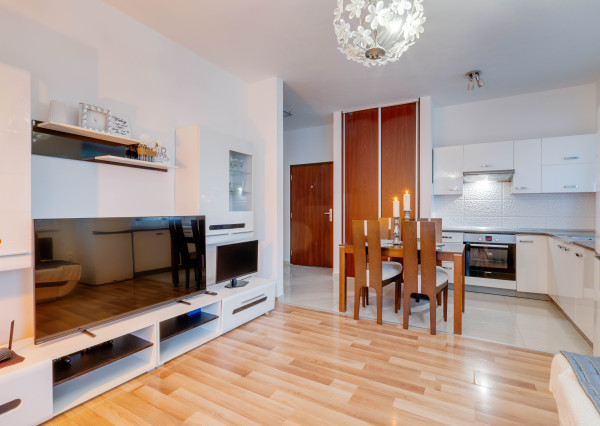 Na predaj 2 izbový byt v Senci