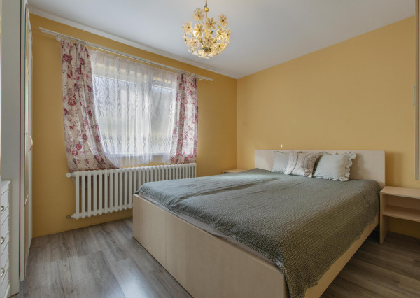 Na predaj 3-izbový rodinný dom s garážou v Kráľovej pri Senci