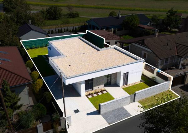 Tureň, okr. Senec – NA PREDAJ NOVOSTAVBA –  tehlový 4 izbový, samostatne stojací, nízkoenergetický rodinný dom