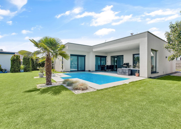 Na predaj krásny 4- izbový dom v Hrubej Borši