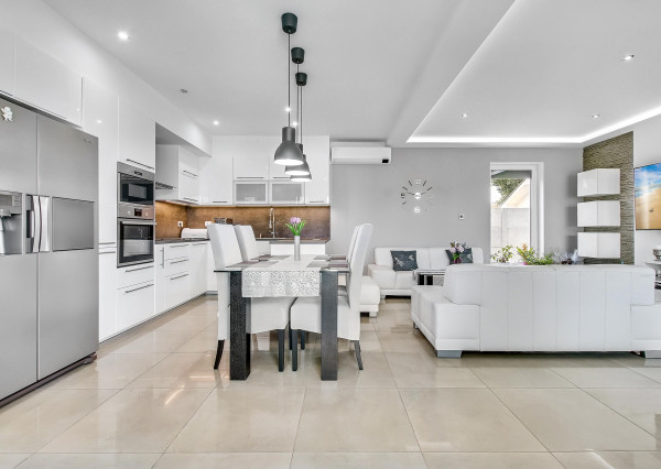 Na predaj krásny 4- izbový dom v Hrubej Borši