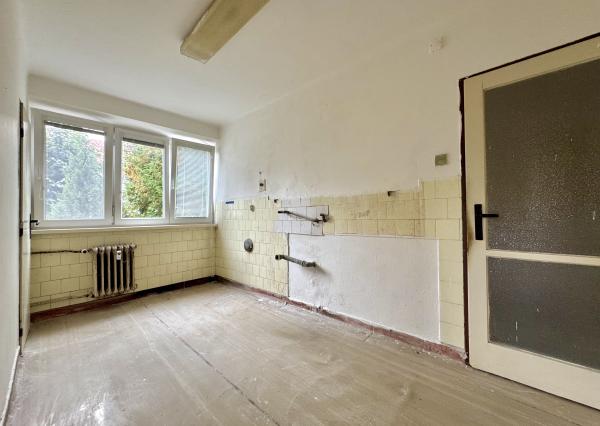 REZERVOVANÉ - Na predaj 3 izbový byt v tichej lokalite KNM