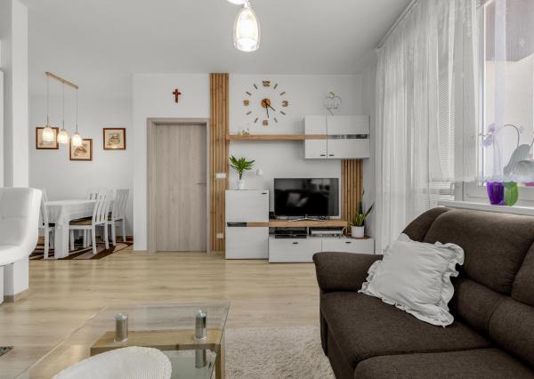 Slnečný 3-izbový byt s výhľadom na Karpaty v Slovenskom Grobe