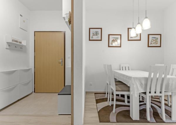 Slnečný 3-izbový byt s výhľadom na Karpaty v Slovenskom Grobe