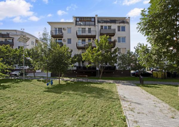 Slnečný 3-izbový byt s výhľadom na Karpaty v Slovenskom Grobe