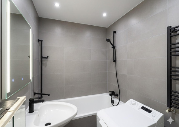 Na predaj veľkorysý 2 izbový byt Vlčince